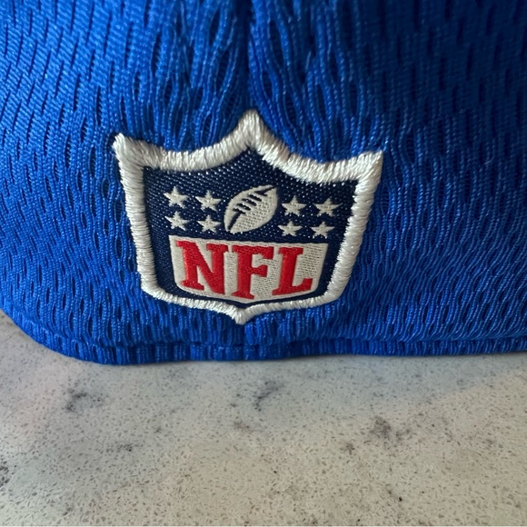 LA Rams Hat - Picture 5 of 7